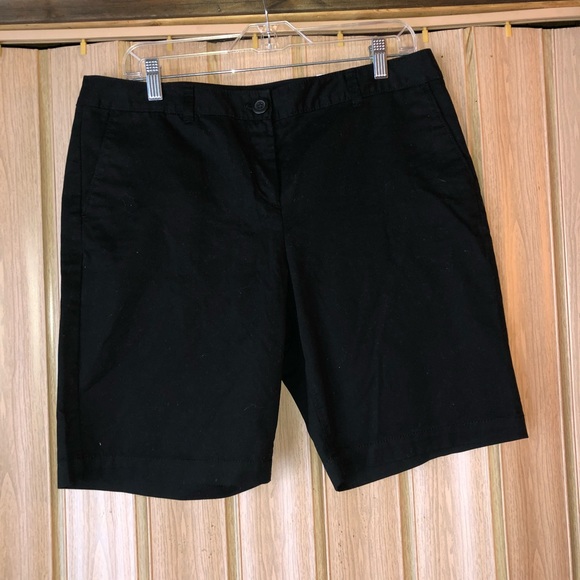 LOFT Pants - NWT ANN TAYLOR LOFT shorts sz 10P